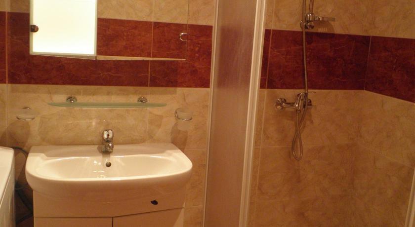 Private Apartments In Privilige Fort Beach Elenite Phòng bức ảnh