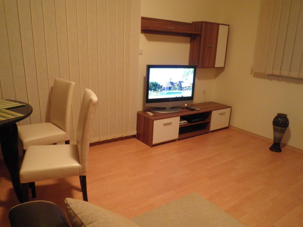 Private Apartments In Privilige Fort Beach Elenite Ngoại thất bức ảnh
