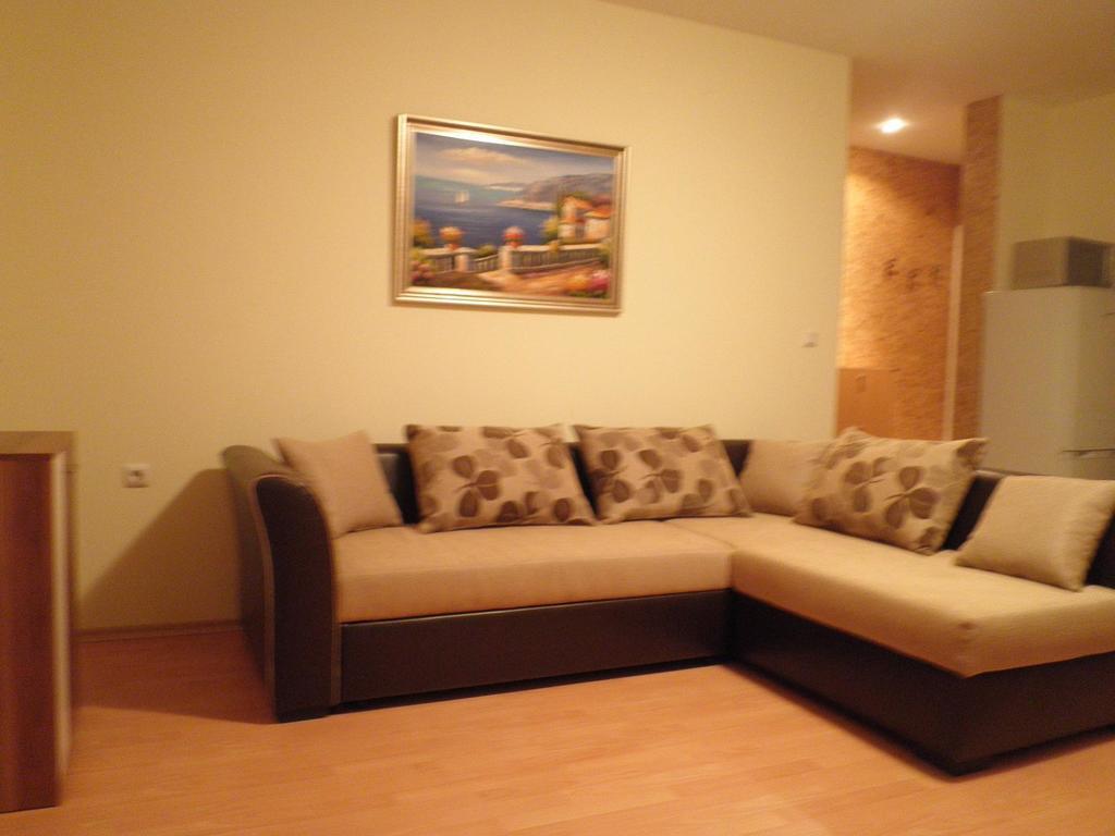 Private Apartments In Privilige Fort Beach Elenite Ngoại thất bức ảnh