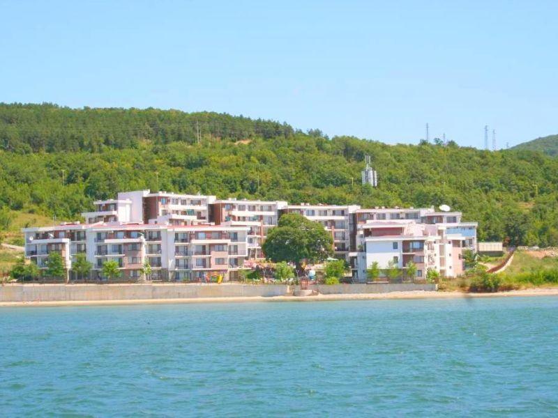 Private Apartments In Privilige Fort Beach Elenite Ngoại thất bức ảnh