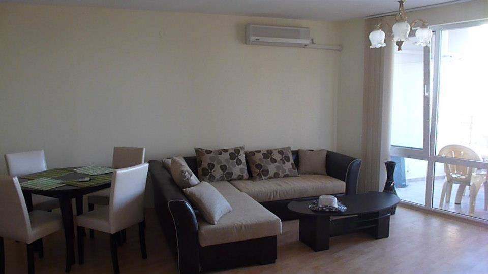 Private Apartments In Privilige Fort Beach Elenite Ngoại thất bức ảnh