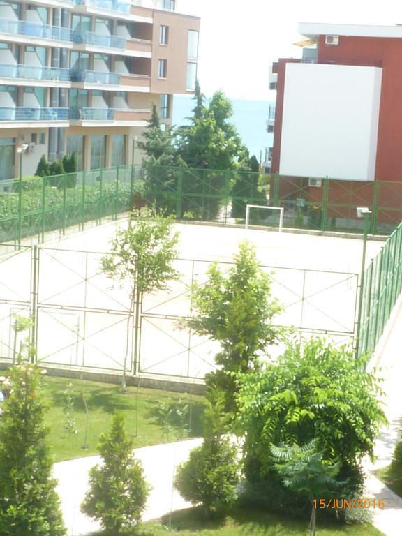 Private Apartments In Privilige Fort Beach Elenite Ngoại thất bức ảnh